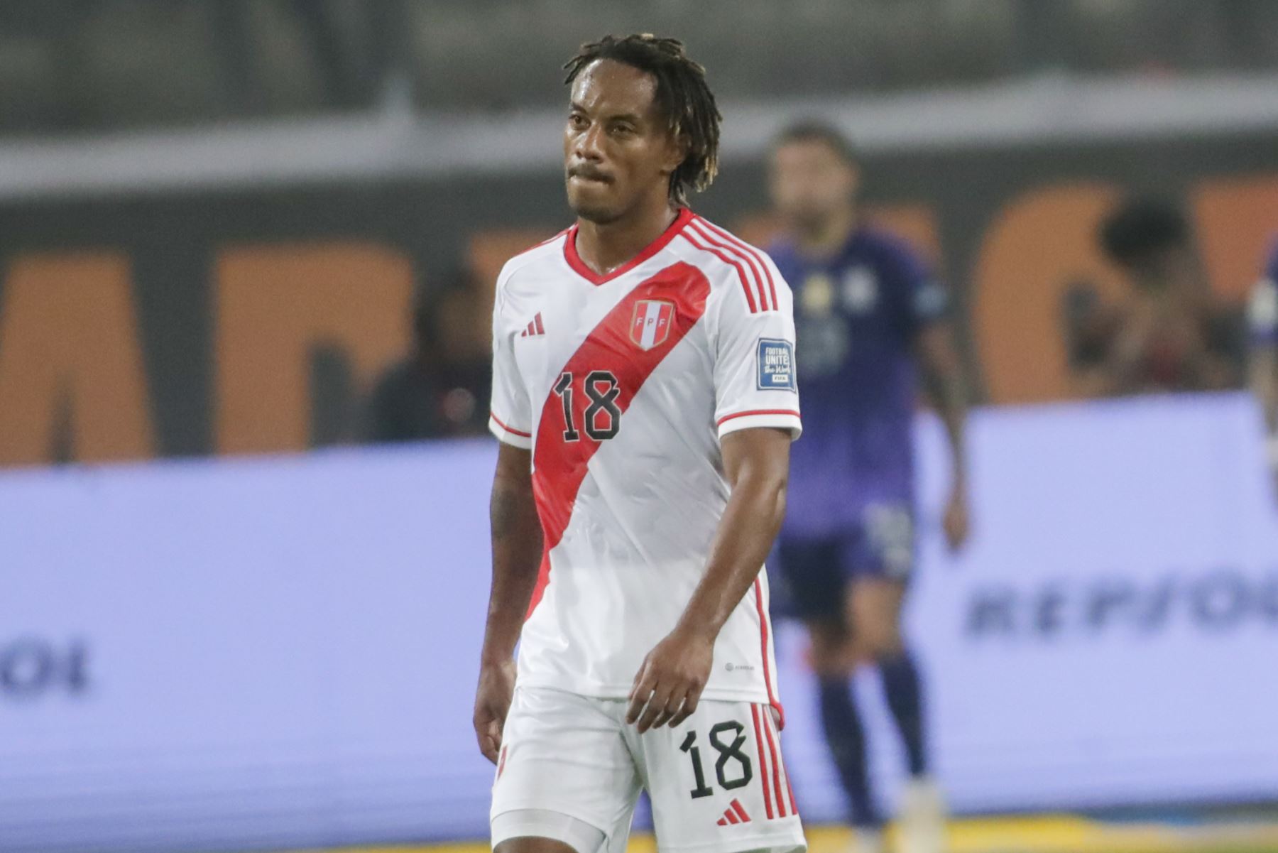 André Carrillo Là Ai? Tiểu Sử Và Sự Nghiệp Cầu Thủ Người Peru