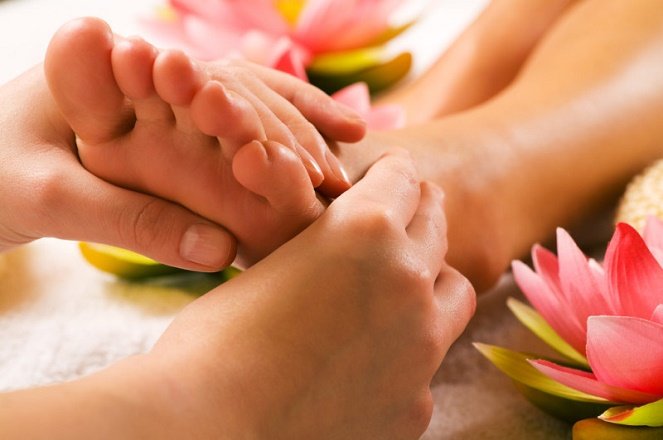 Top 3 Cách Bấm Huyệt Massage Chân Hiệu Quả ⚡️ Lưu Ý Khi Bấm Huyệt